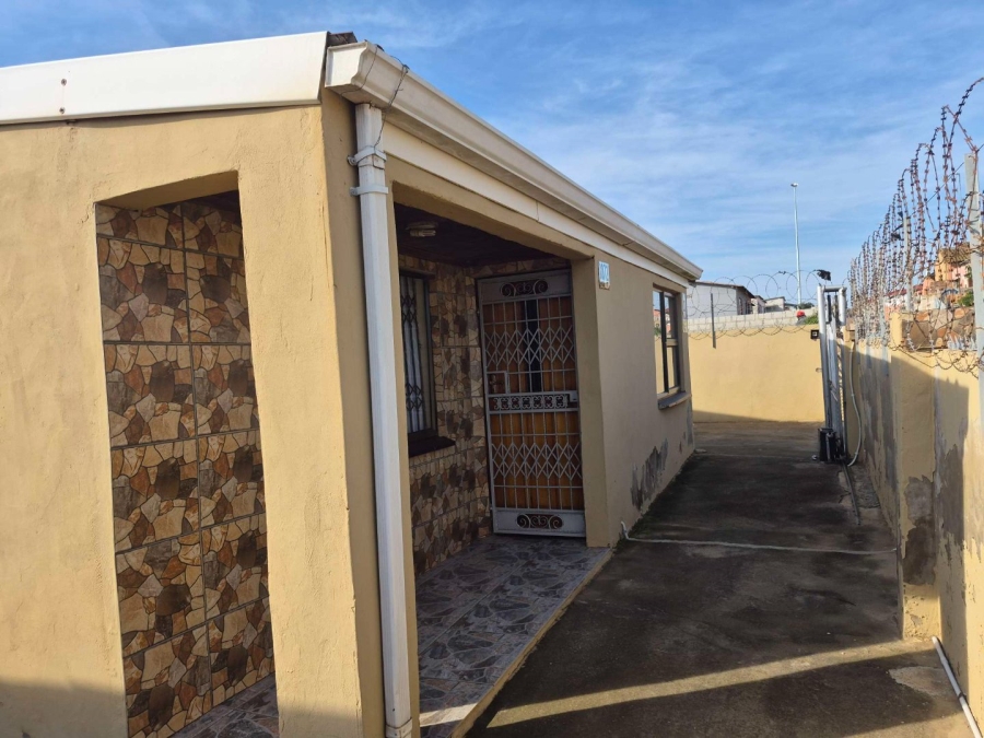 2 Bedroom Property for Sale in Kwazakhele Eastern Cape